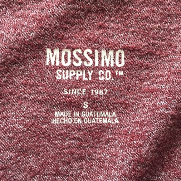 Mossimo small Schitt’s Creek “Ew, David” tee - Picture 3 of 5